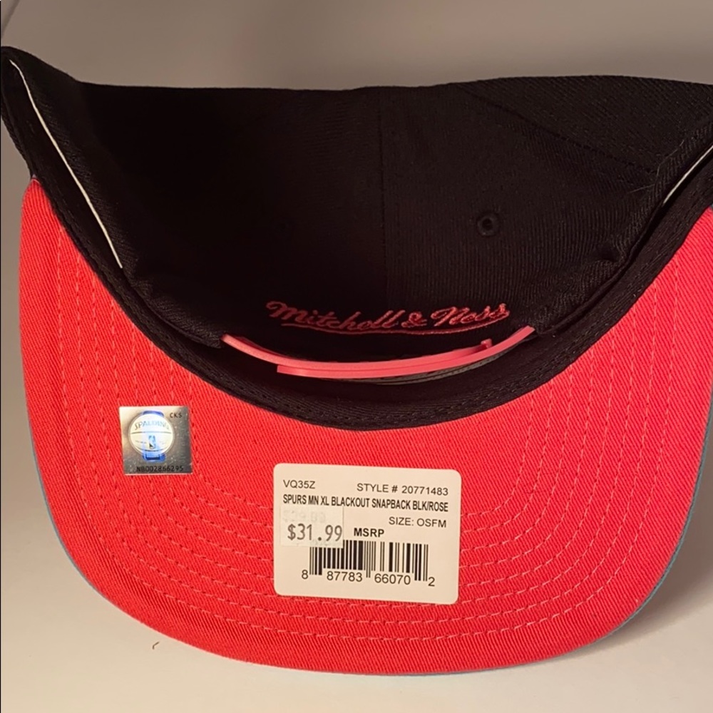 Spurs hat - Picture 3 of 6